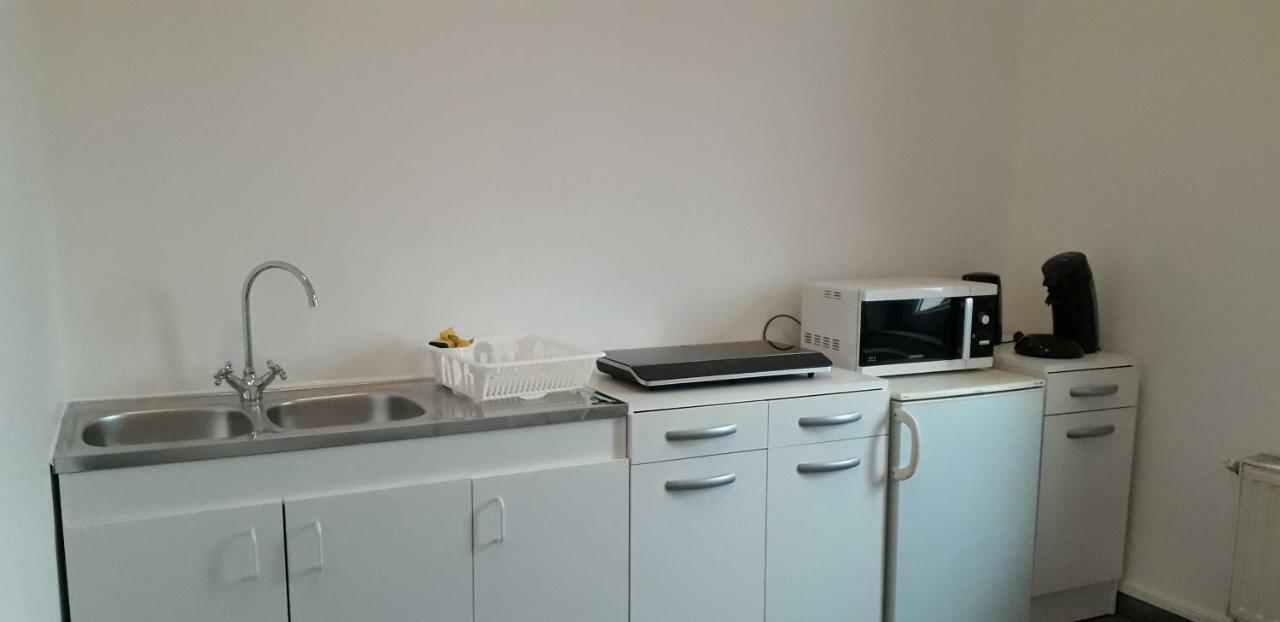 Appart Comme Chez Soi Pusignan Bagian luar foto