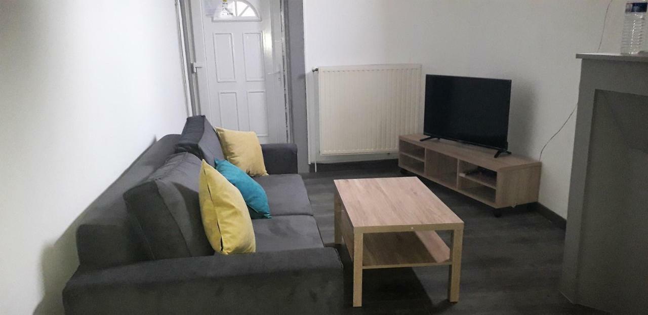 Appart Comme Chez Soi Pusignan Bagian luar foto