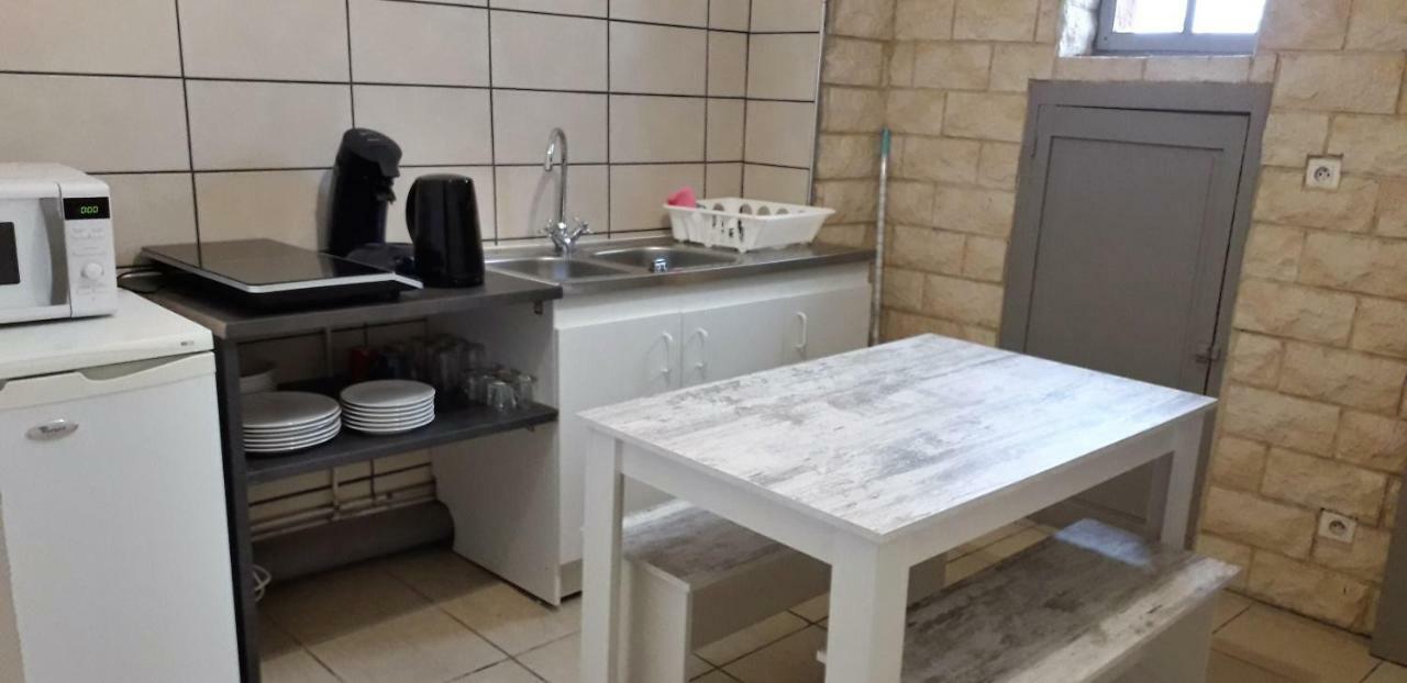 Appart Comme Chez Soi Pusignan Bagian luar foto